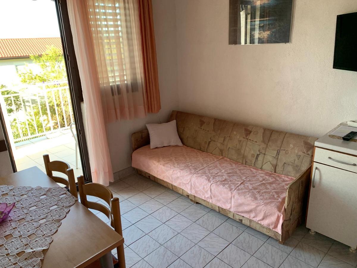 Apartmani Ficurin ستاريغغاد باكلينتسا المظهر الخارجي الصورة