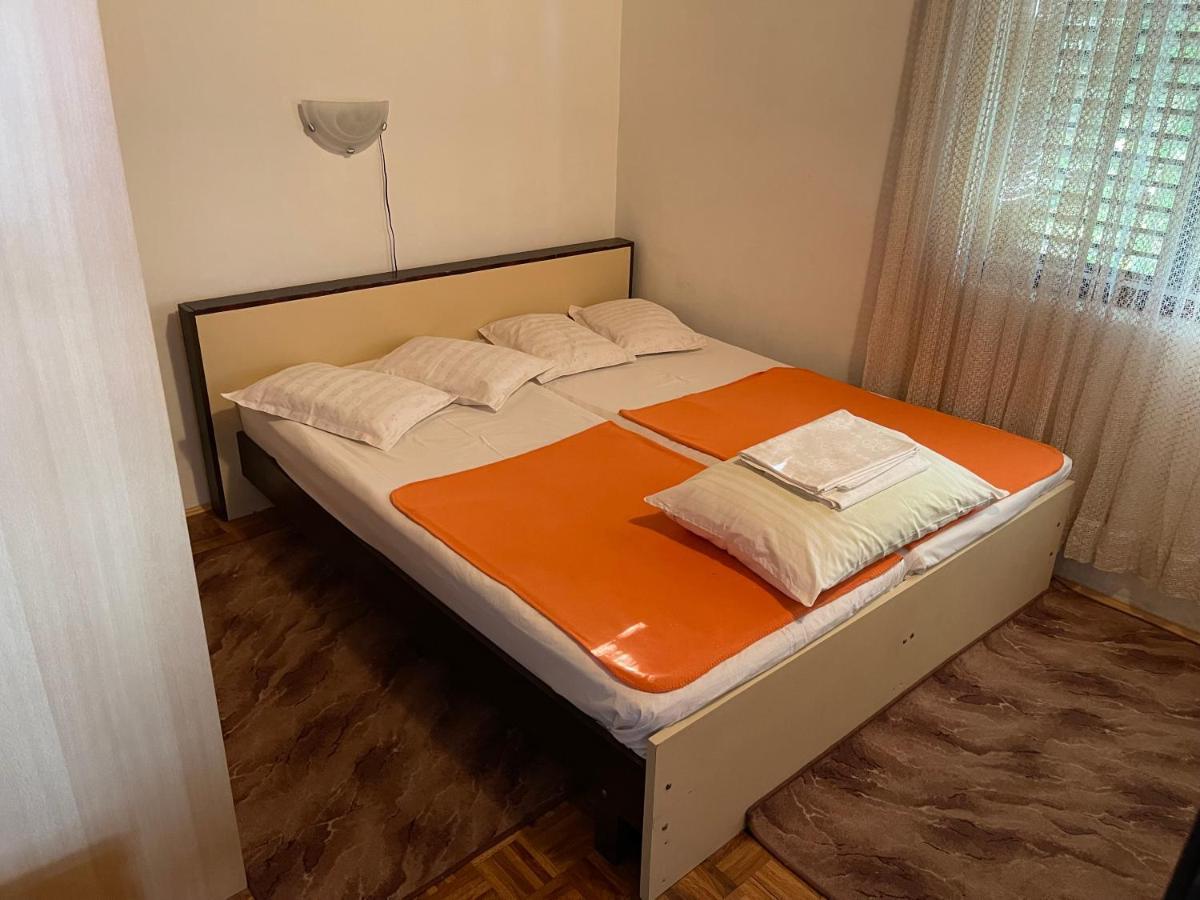 Apartmani Ficurin ستاريغغاد باكلينتسا المظهر الخارجي الصورة